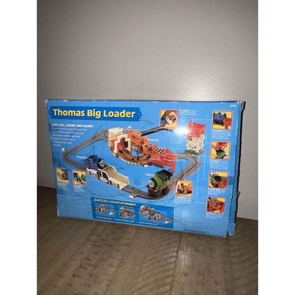 Thomas the Tank Engine & Friends Thomas Big Loader Complete Playset Vintage 2001 - Picture 3 of 4